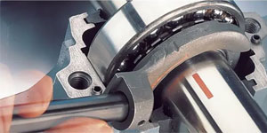 液壓螺母在軸承安裝與拆卸中的應(yīng) 液壓螺母在軸承安裝與拆卸中的應(yīng)